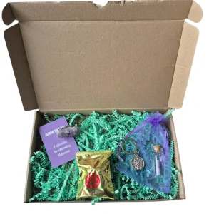 Brievenbus cadeautje voor de reiziger met christoffel, amethist en gelukskoekje